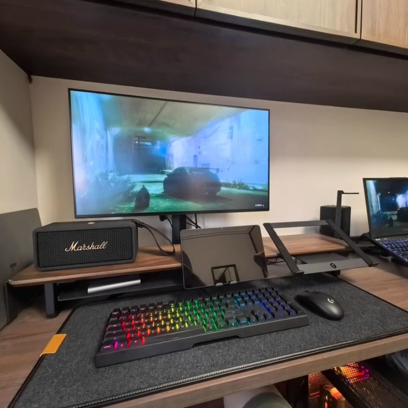 Desk Setup Black And Wood - Modularer Monitor-Riser-Ständer, ergonomischer Schreibtisch-Organizer, Schwarz, Gaming-Setup-Zubehör,